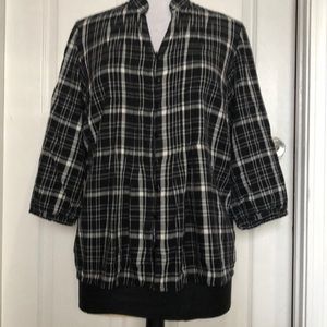 San John’s Bay Black plaid shirt‎ Women’s long sleeve Sz PXL